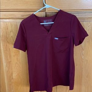 Figs burgundy size small new scrub set